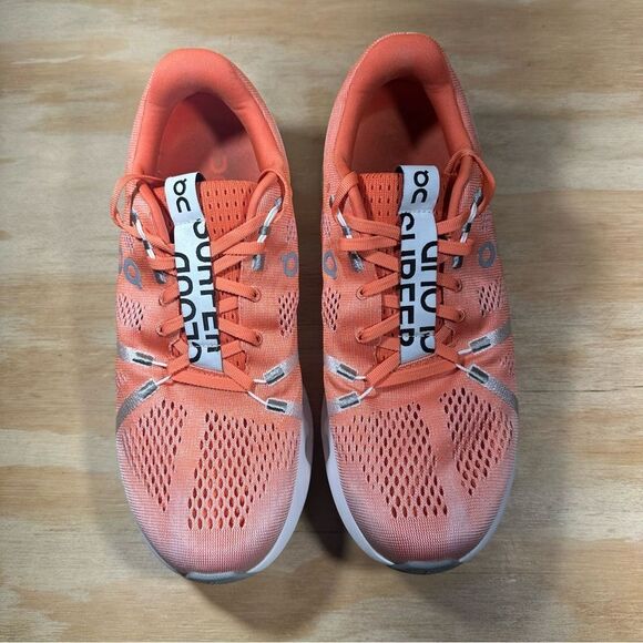 On Cloudsurfer Running Shoes Women’s Size 11 - Picture 2 of 9